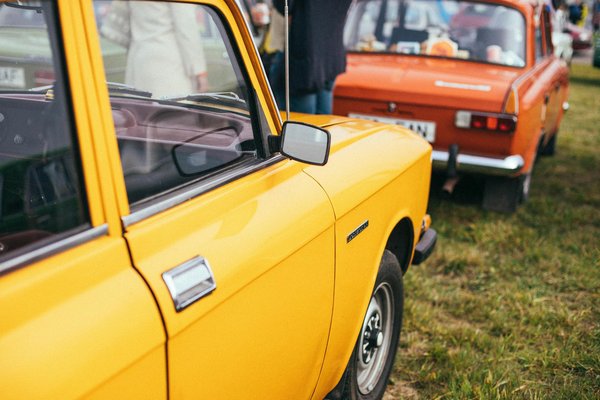 Économisez sur vos cheveux : 7 conseils pour des coiffures tchip à prix réduit